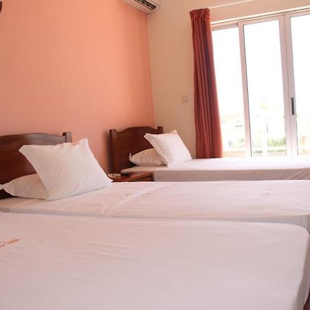 Restaurante Residencial Nova Cidade ปอร์โตโนโว ภายนอก รูปภาพ