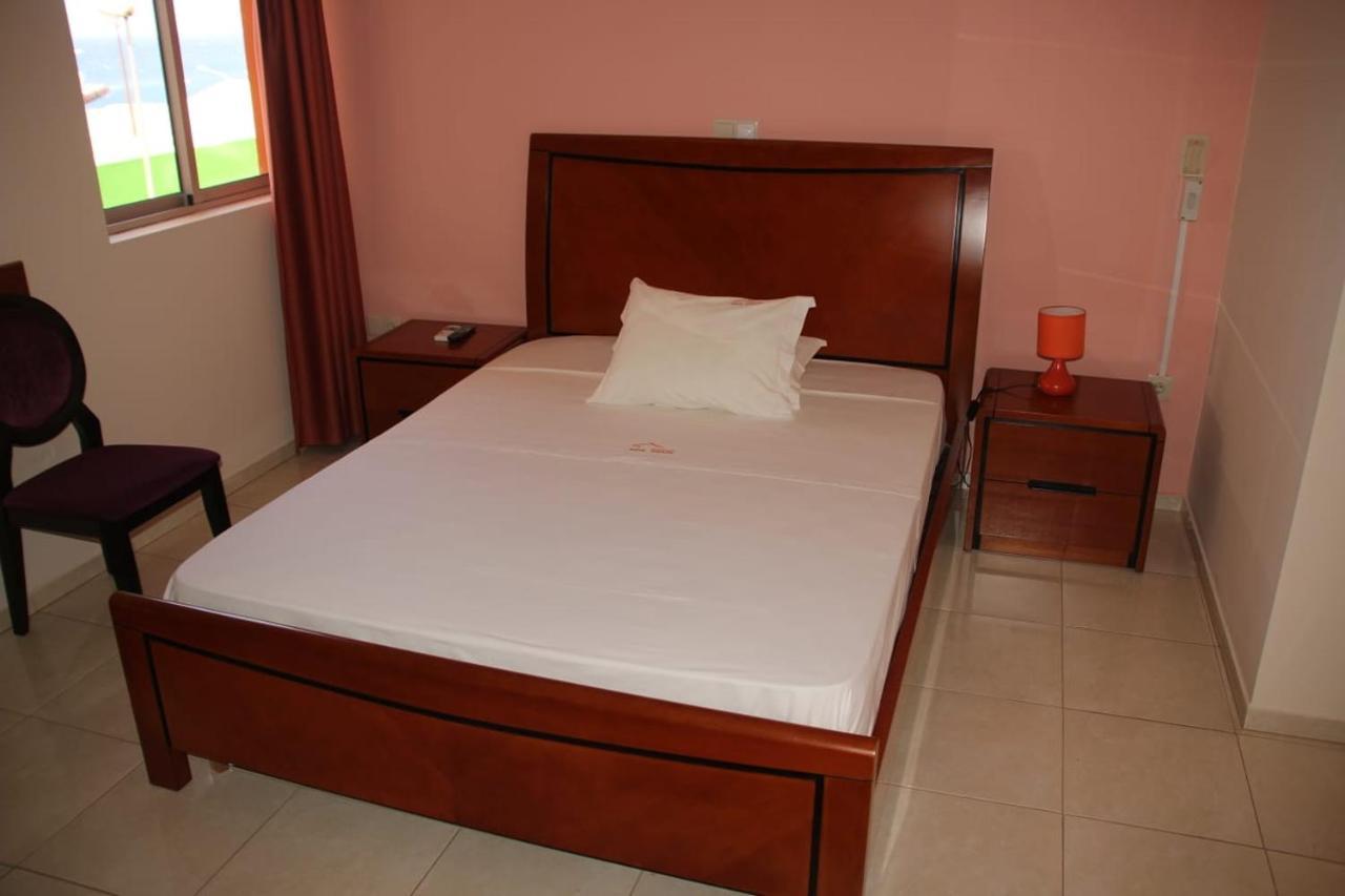 Restaurante Residencial Nova Cidade ปอร์โตโนโว ภายนอก รูปภาพ