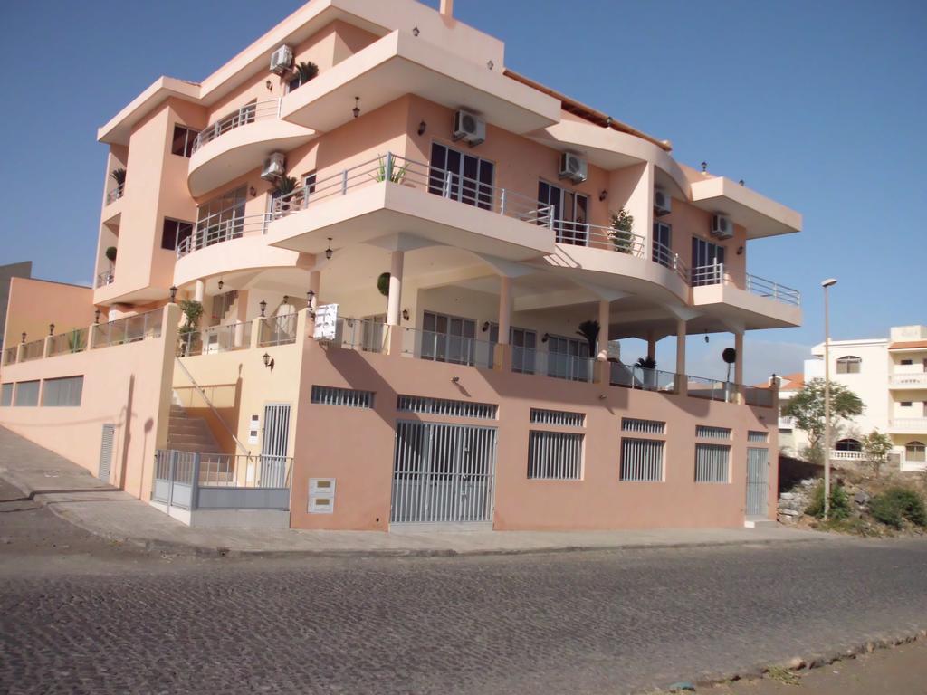 Restaurante Residencial Nova Cidade ปอร์โตโนโว ภายนอก รูปภาพ