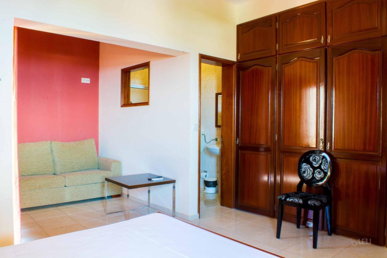 Restaurante Residencial Nova Cidade ปอร์โตโนโว ภายนอก รูปภาพ